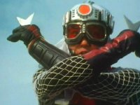 Staros (San Ku Kaï), expert dans le lancer de projectiles