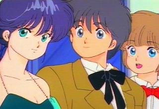 Kyosuke invitant finalement Madoka et Hikaru à la fête